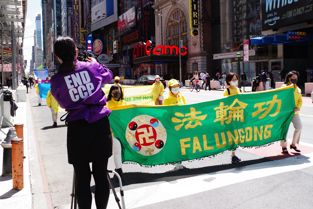 IMGP3992 | 2021年513法轮功曼哈顿大游行 | 全球退党服务中心 | Flickr