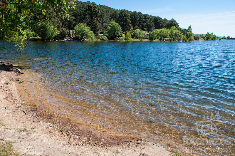 Paseo a orillas del Embalse de la Jarosa