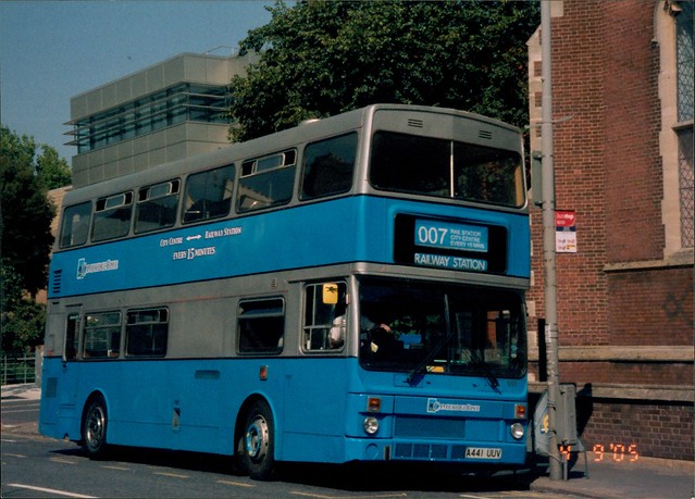 Ensignbus Metrobus 141 A441UUV