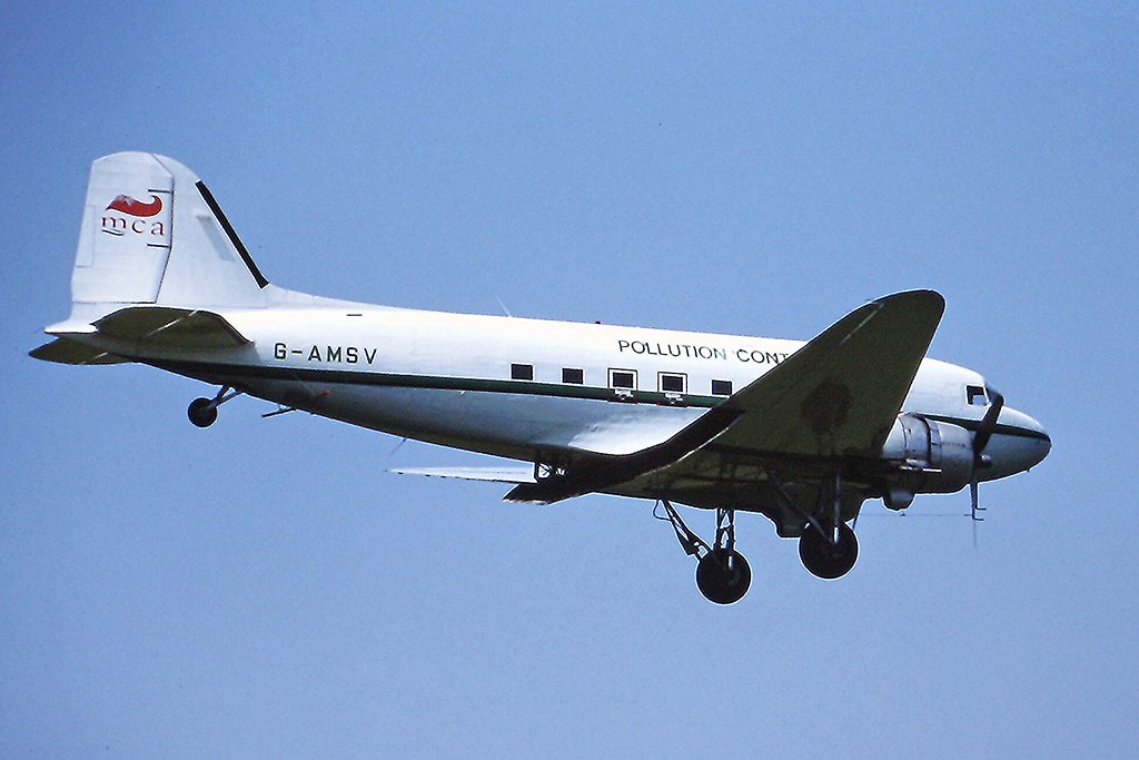 G-AMSV DC3 Air atlantique Coventry 30-05-03