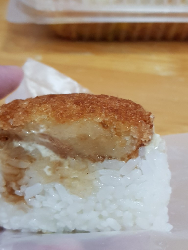 北海道可樂餅(コロッケ)飯糰 Korokke rm$3 @ 棒媽媽食坊 Mama Bong Station USJ11