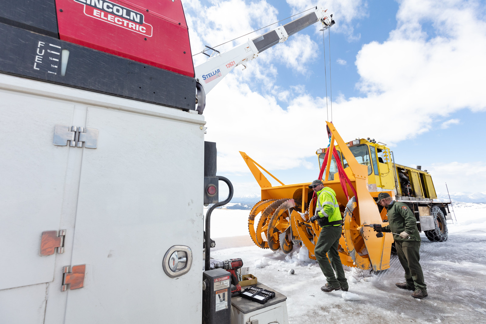 Plowing Beartooth Highway 2021 (1)