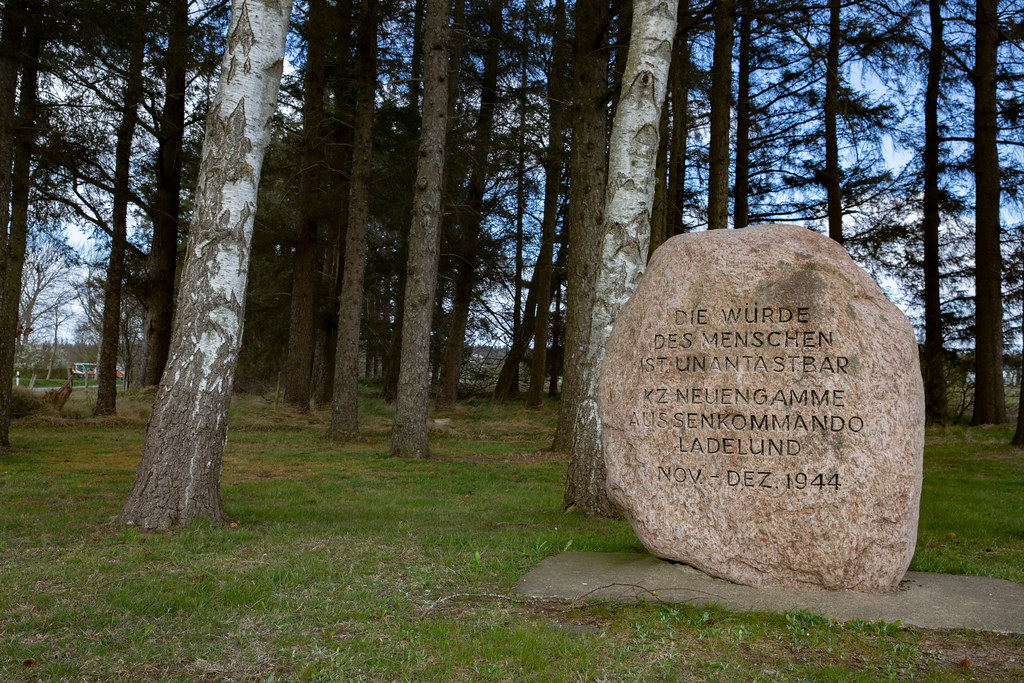 KZ Außenlager Ladelund / memorial stone