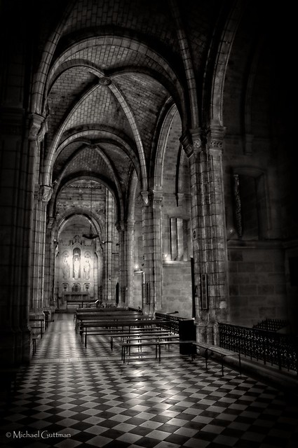 Inside Église du Sacré-Cœur Bordeaux