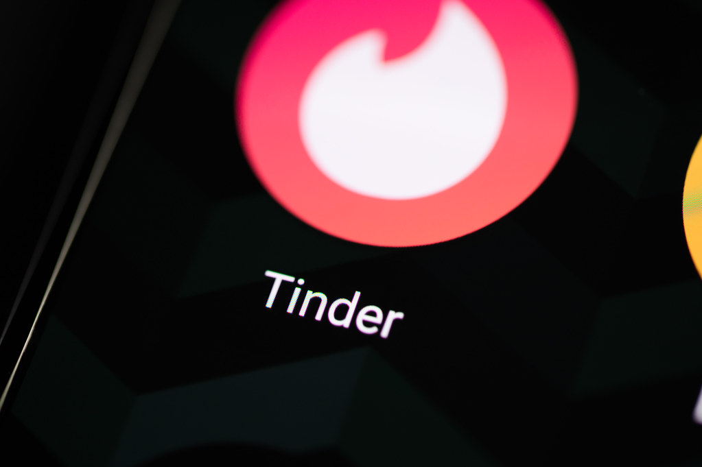 Tinder app icon on smartphone screen | Ivan Radic | Flickr