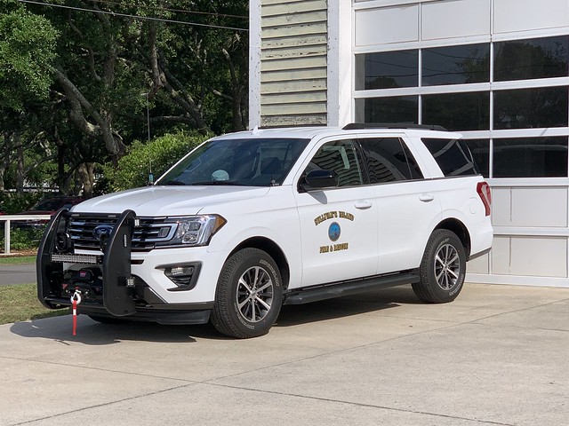 Sullivan’s Island Fire and Rescue Ford Expedition SSV