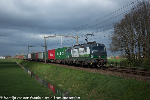 20210402_NL_Hulten_RTB Cargo 193 732 with containrtrain