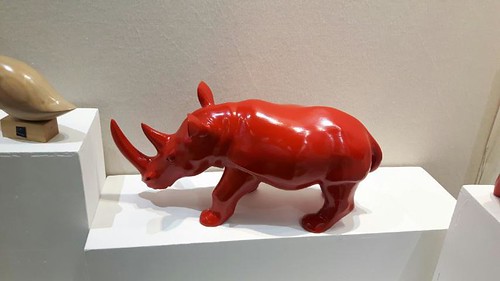 Sculpture rhino