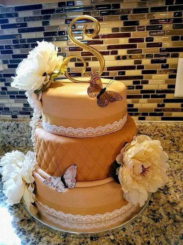 Cake by Mamoo's Baked Goods