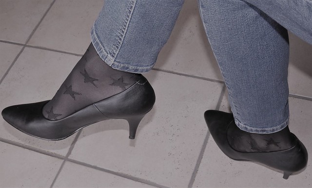 black leathrer high heels - close up set
