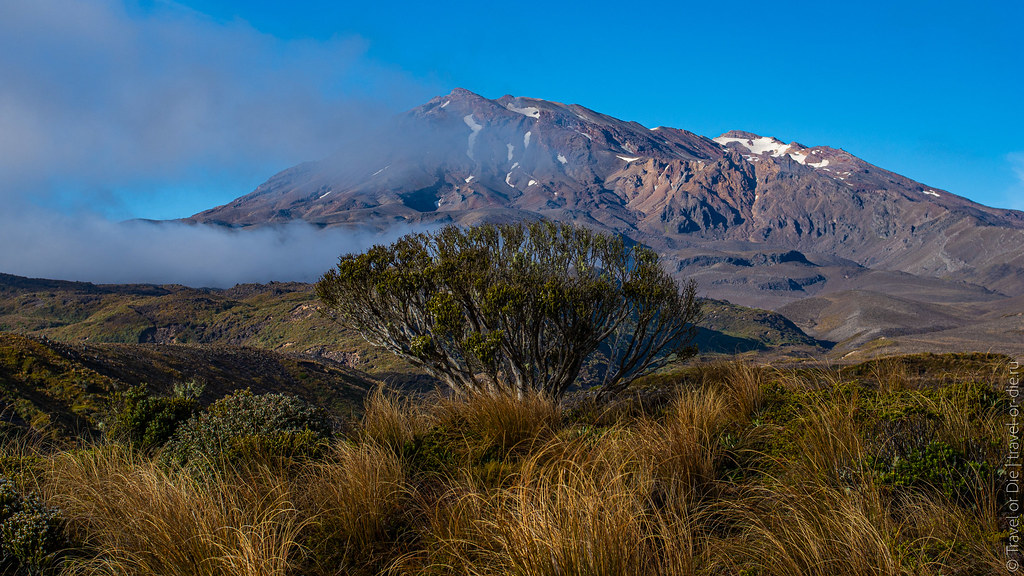 Tongariro-National-Park-New-Zealand-Pentax-7152