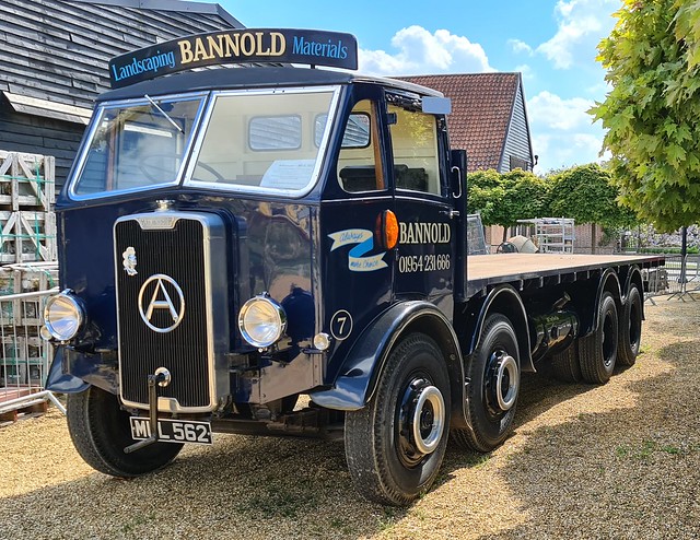Atkinson L1586 8 wheel flatbed truck from 1950