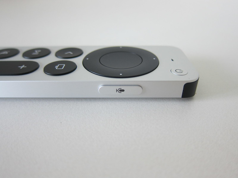 Apple TV 4K (2nd Generation) - Side - Siri Button