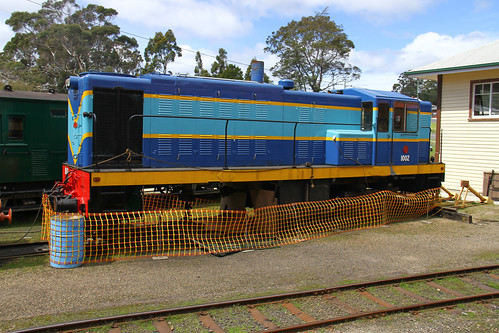 Emu Bay loco 1002 by Aussie foamer, Four 10 class locos were built by Walkers in Maryborough Queensland for the Emu Bay Railway in Tasma