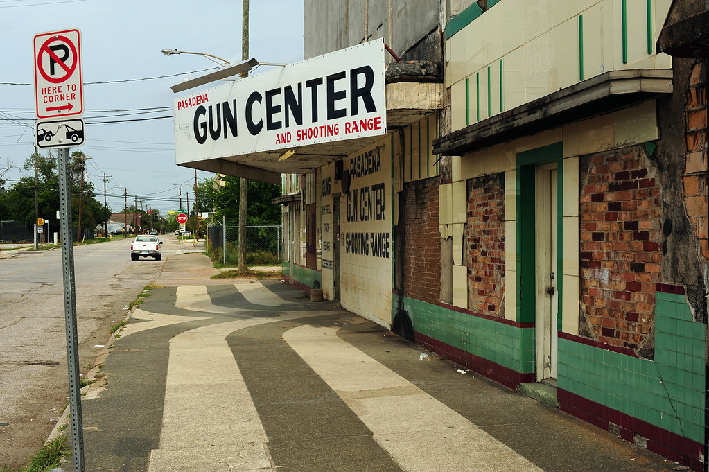 Gun Center - Pasadena, Texas