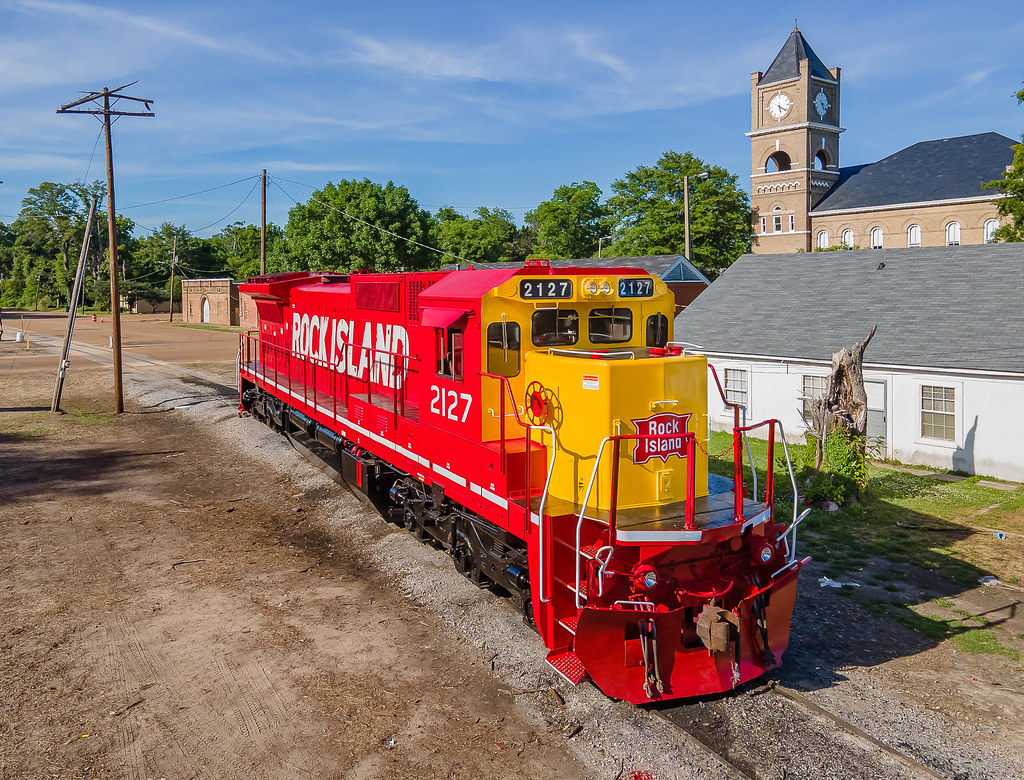 Rock Island Rail RI 2127(GE C42-9) Sumner, Mississippi
