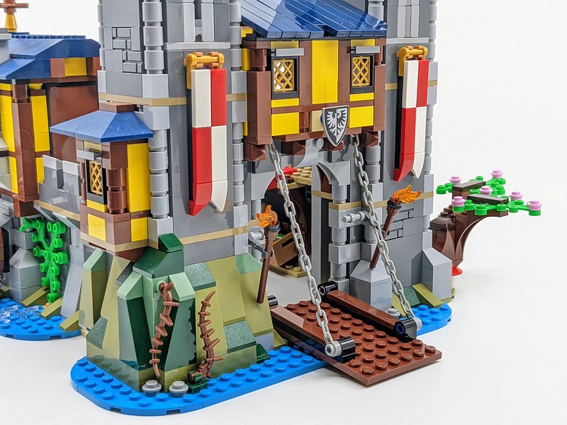 31120: LEGO Creator 3-in-1 Medieval Castle Review