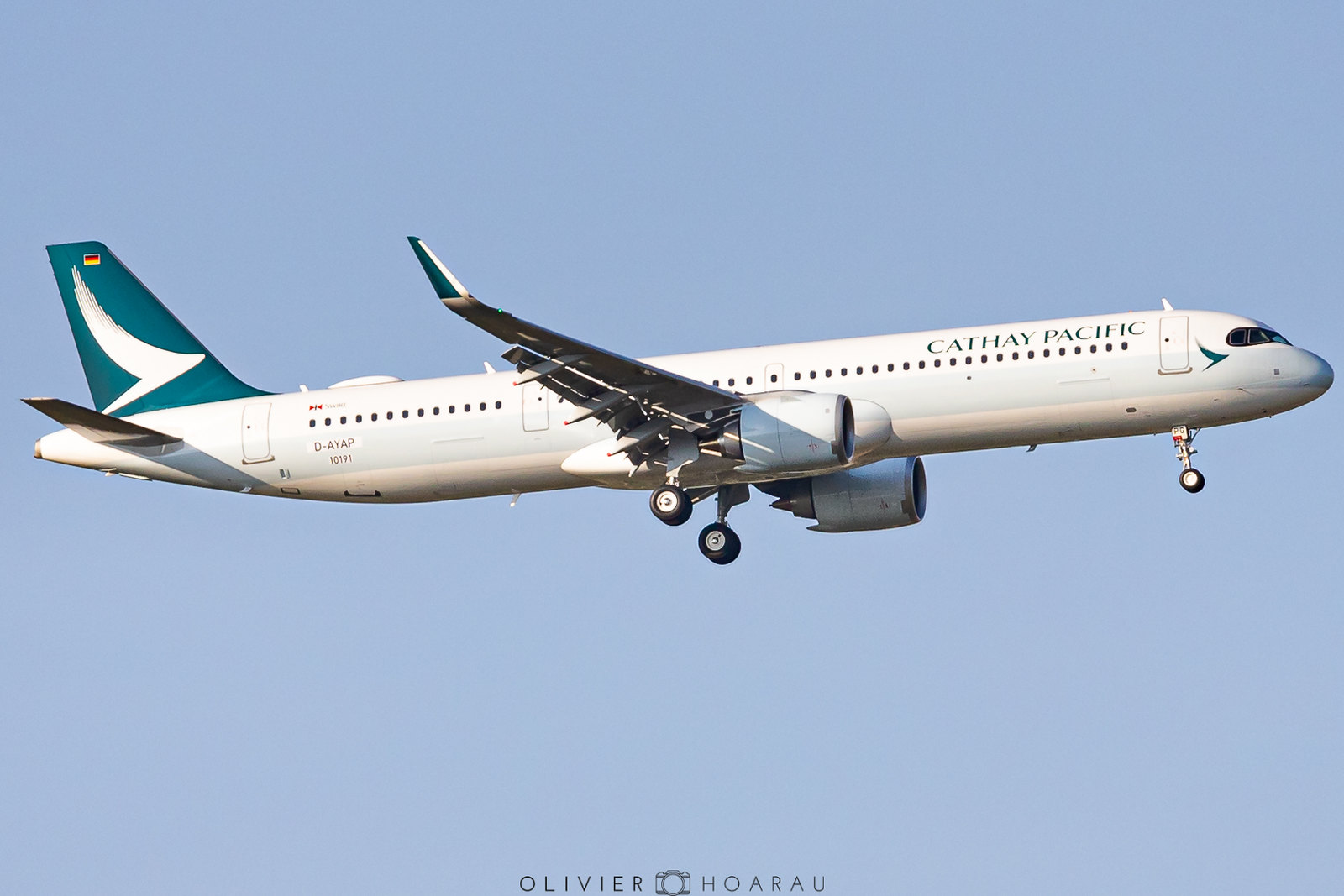 Airbus A321-251NX, Cathay Pacific, D-AYAP, B-HPG (MSN 10191) | AIB