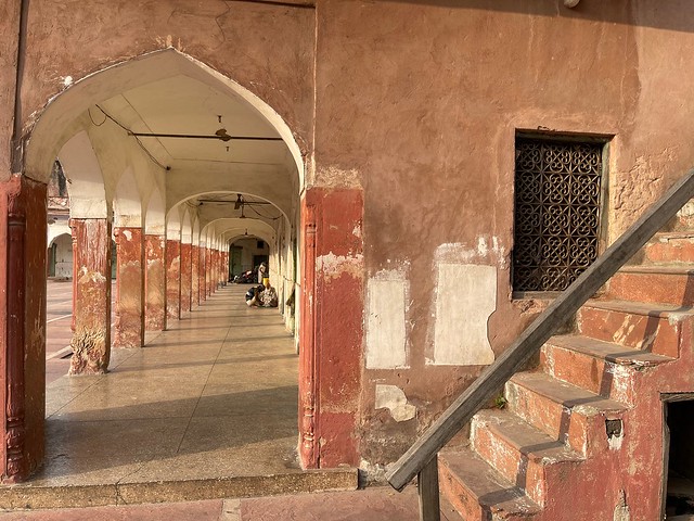 City Monument - Shadow Corridors, Fatehpuri Masjid