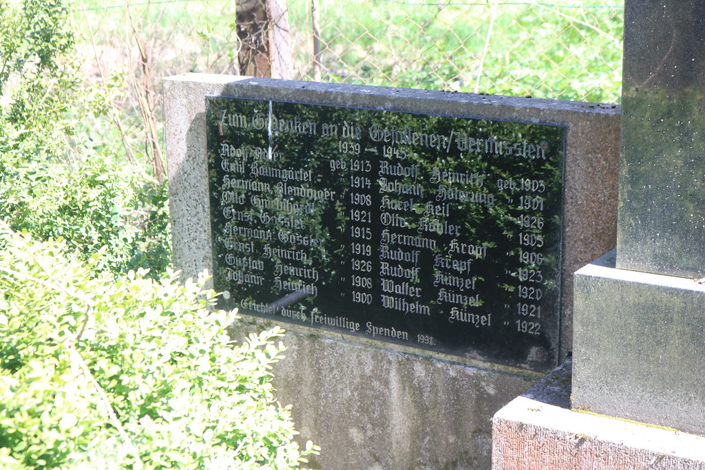 pomník obětem 1. světové války v Dolních Pasekách