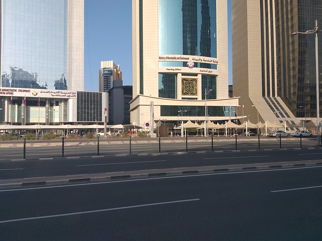 Cae la tarde en el centro de Doha