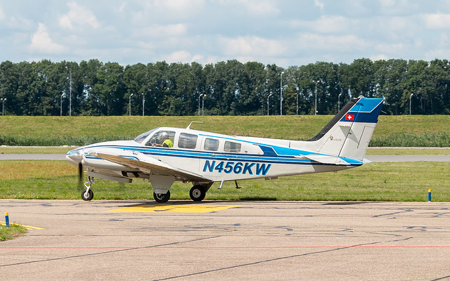 N456KW - Beechcraft 58P Baron - EHLE - 20200711