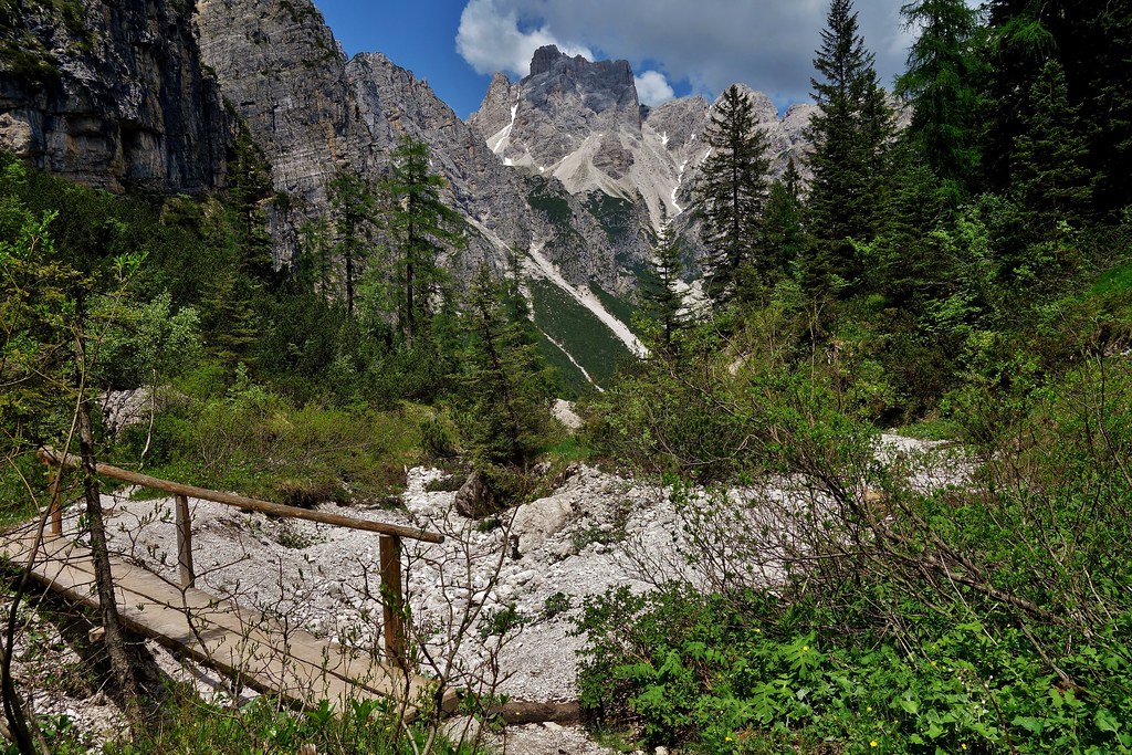ITALIEN, Italy, Richtung Brenta-Gebirge (-Dolomiten)  Aufstieg zum  Rifugio Croz Selvata, , 79083/13736