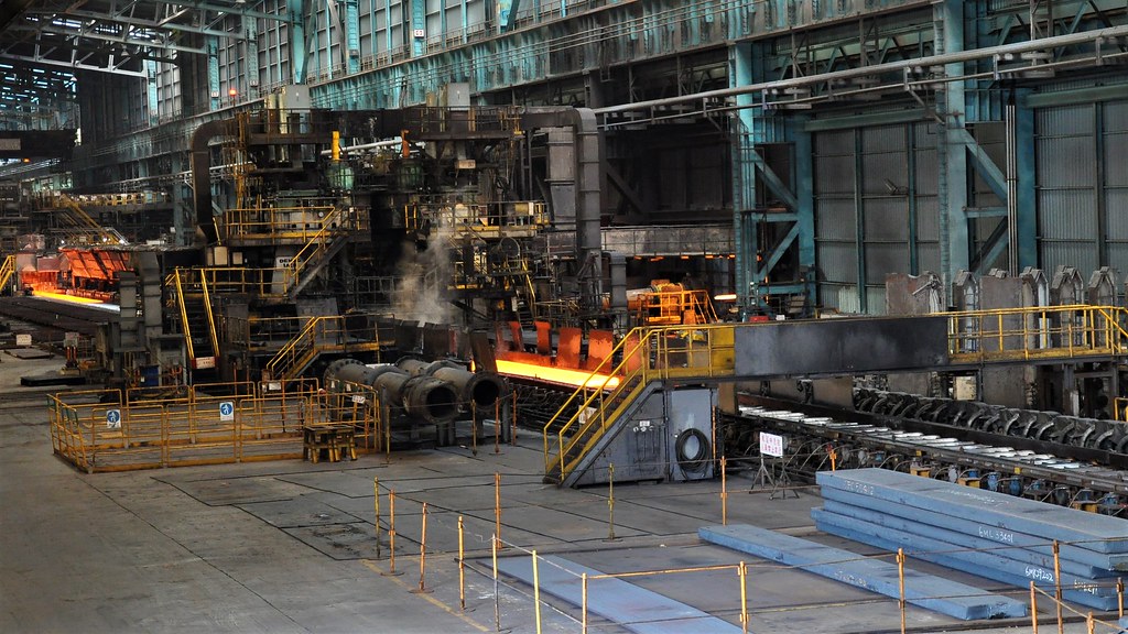 鋼鐵業為高碳排產業之一。資料照。攝影：孫文臨