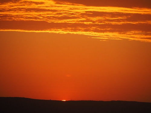 orange sun rise dawn morning sunrise cloud outside bring fileybrigg filey yorkshire northyorkshire coast