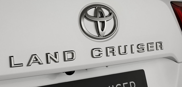 2022-Toyota-Land-Cruiser-15