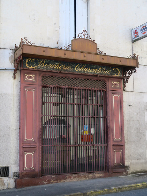 Ancienne boucherie-charcuterie - Avenue de la République, Montmorillon (86)
