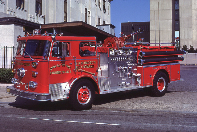 City of Wilmington Fire Department, Delaware - Engine Company No 1, (1977 Seagrave 1500 GPM/500 Water)