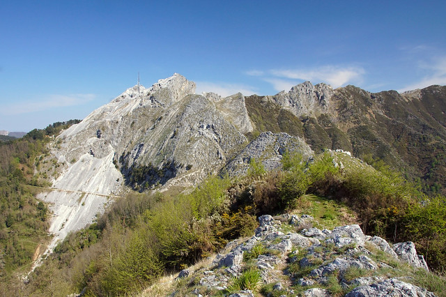 Cave di marmo sul monte Carchio - Alpi Apuane