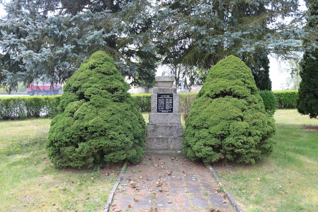 pomník obětem 2. světové války v Hazlově