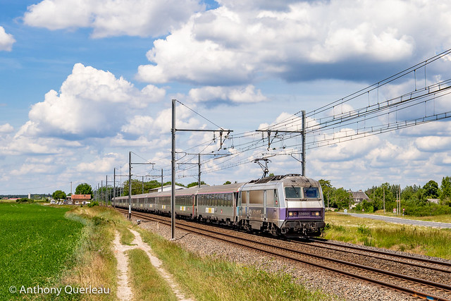 12 juin 2021 BB 26001 Train 3909 Paris-Austerlitz -> Bourges Foëcy (18)