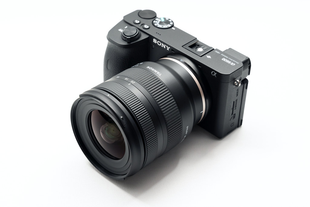 TAMRON 11-20mm F/2.8 Di III-A RXDのレビュー。作例とレンズ外観について|おちゃカメラ。