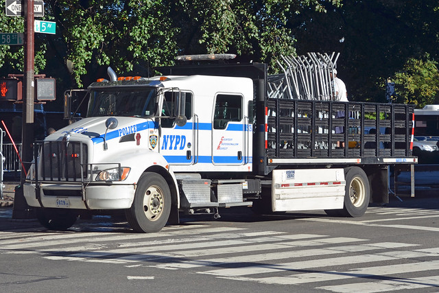 NYPD BARRIER 9879