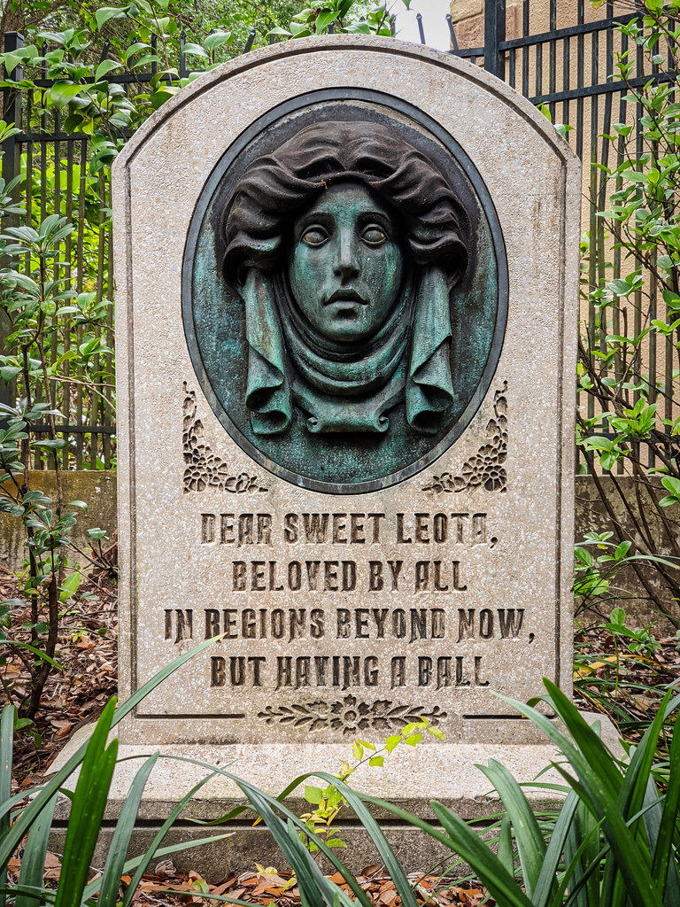 Sitemapcdatahttpabckniqoocommadame Leota Tombstone Lowesnull