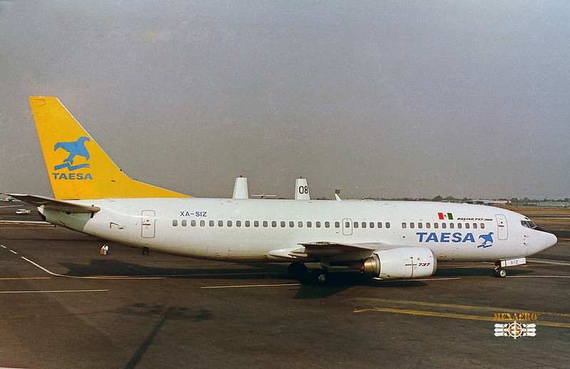 TAESA / Boeing 737-3Y0 / XA-SIZ