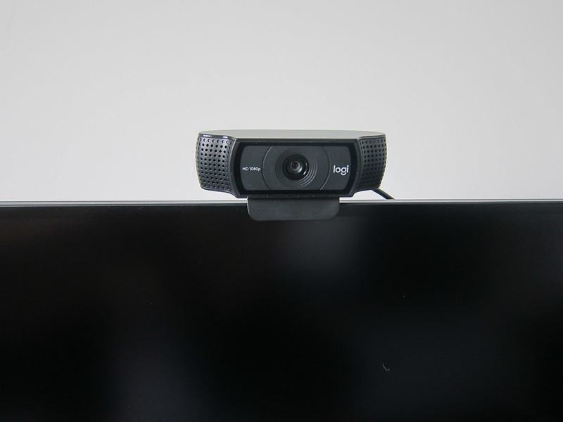 Logitech C920 Pro HD Webcam - Mounted - Front