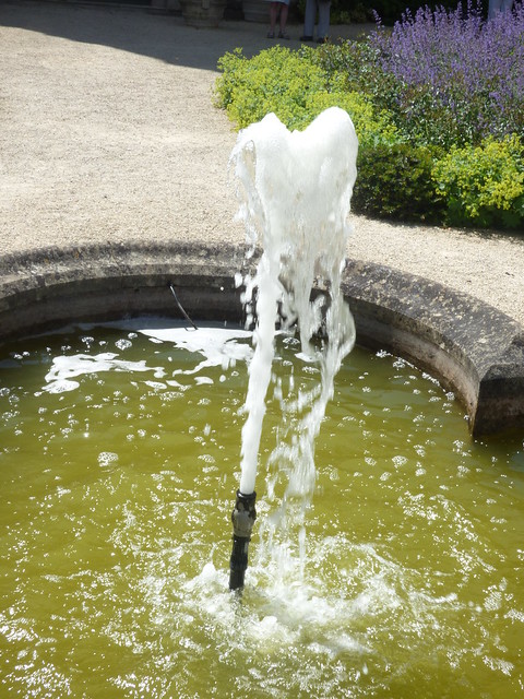 Return to Coughton Court - fountain in the courtyard