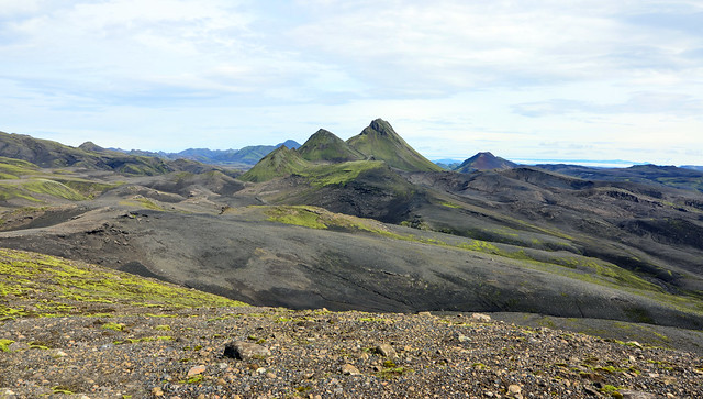 Uxatindar, green peaks in the volcanic desert