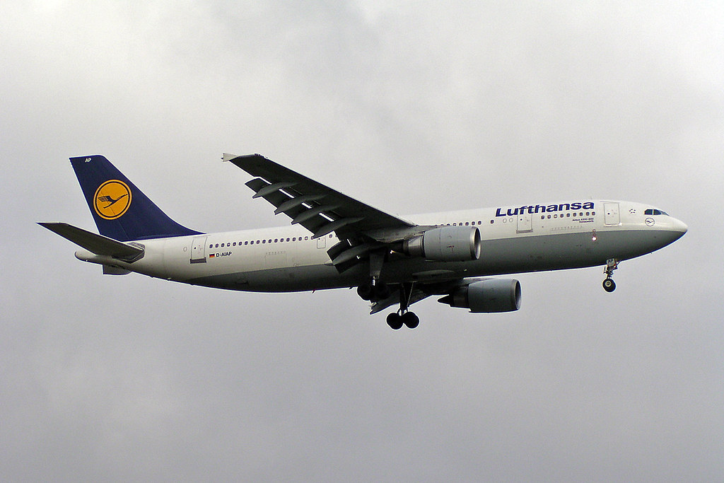 D-AIAP Airbus A.300B4-603 Lufthansa Named Donauwörth LHR 26-02-05
