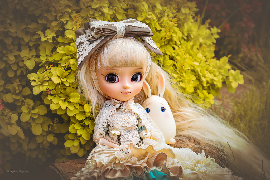 Alice and her white rabbit