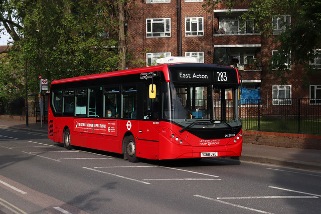 Route 283, London United, DLE30320, YX68UVE