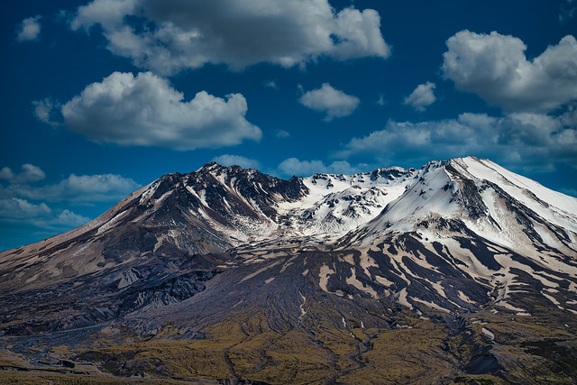 Mighty Mt st helens !!