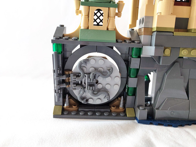 LEGO Harry Potter Hogwarts Chamber of Secrets (76389)