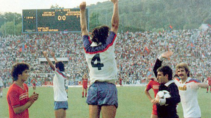 Roma 25 giugno 1983: il triplice fischio di Menegali manda il Catania in Serie A