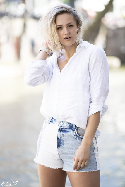Richelle: Shorts and white Blouse