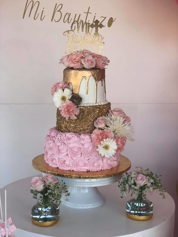 Cake by Karla's Cakes & More